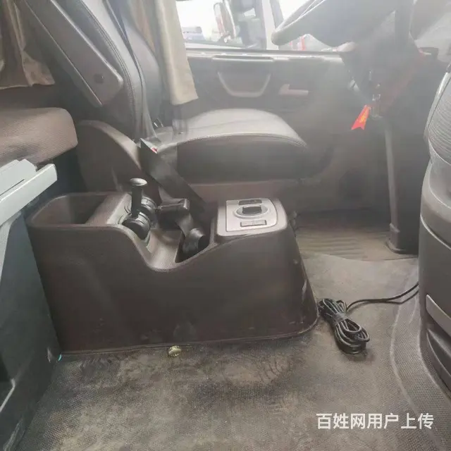 二手牵引车东风天龙旗舰21年4月 国五  自动挡 - 图片 6