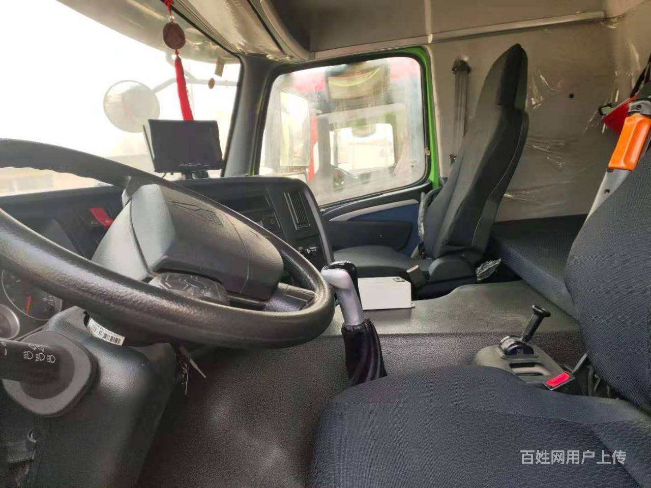 19年8月国五豪沃t7前四后八自卸车440马力
