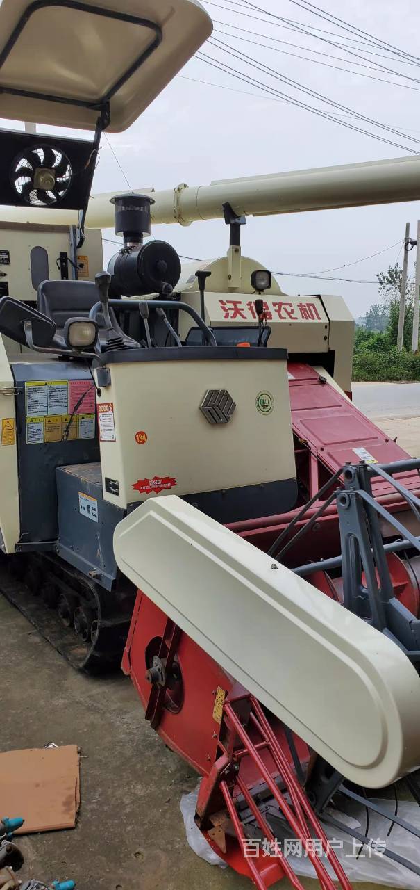 沃得收割机112马力