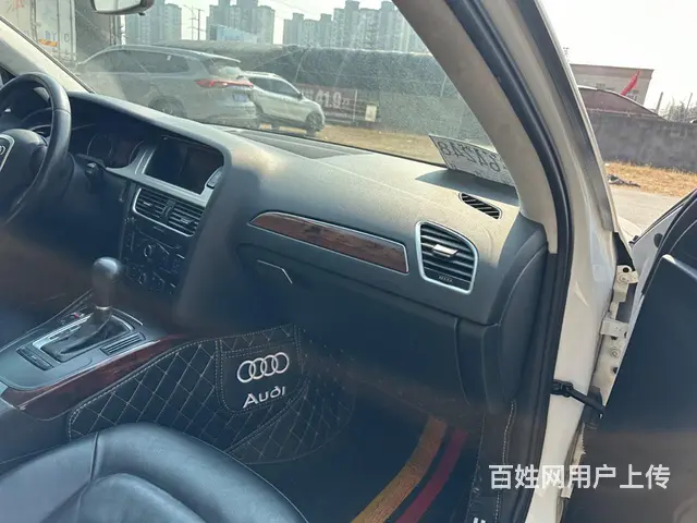 奥迪A4 2011款 A4L 2.0TFSI 无级 132k - 图片 6