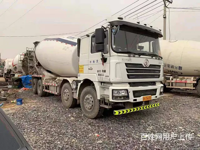 莱芜二手德龙搅拌车 大20方 国五 前四后八 - 图片 1