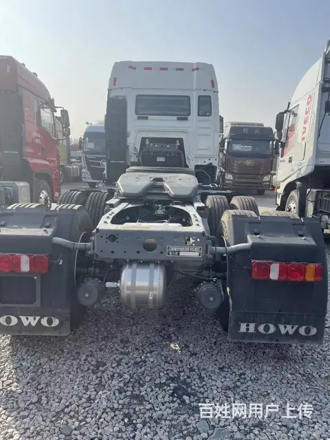 国五预挂牌 豪沃TX牵引车 440马力 双驱轻体 - 图片 3