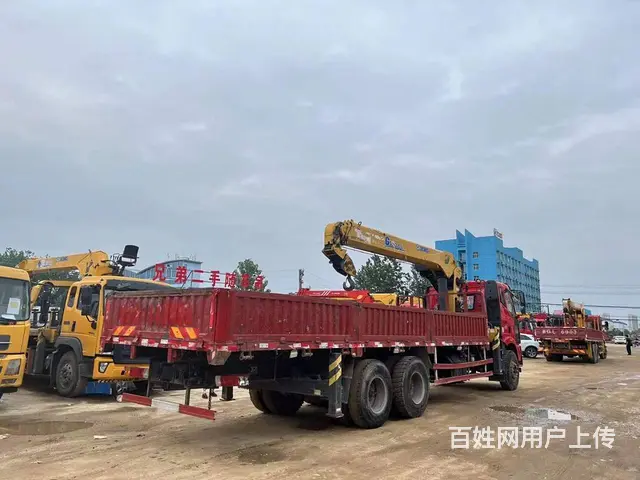 收售二手随车吊 品牌随车吊 分期付款  改行急转 - 图片 1