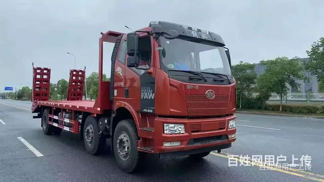 国六解放小三轴拖板车 平板拖车包上牌多少钱 - 图片 1