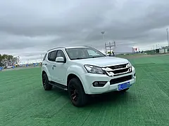 五十铃mu-X 2015款 2.5T 手自一体 四驱尊享型7