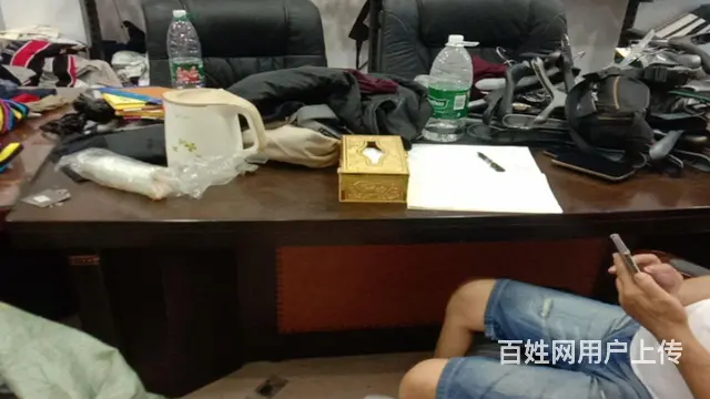 总裁办公桌文件柜一套 - 图片 2