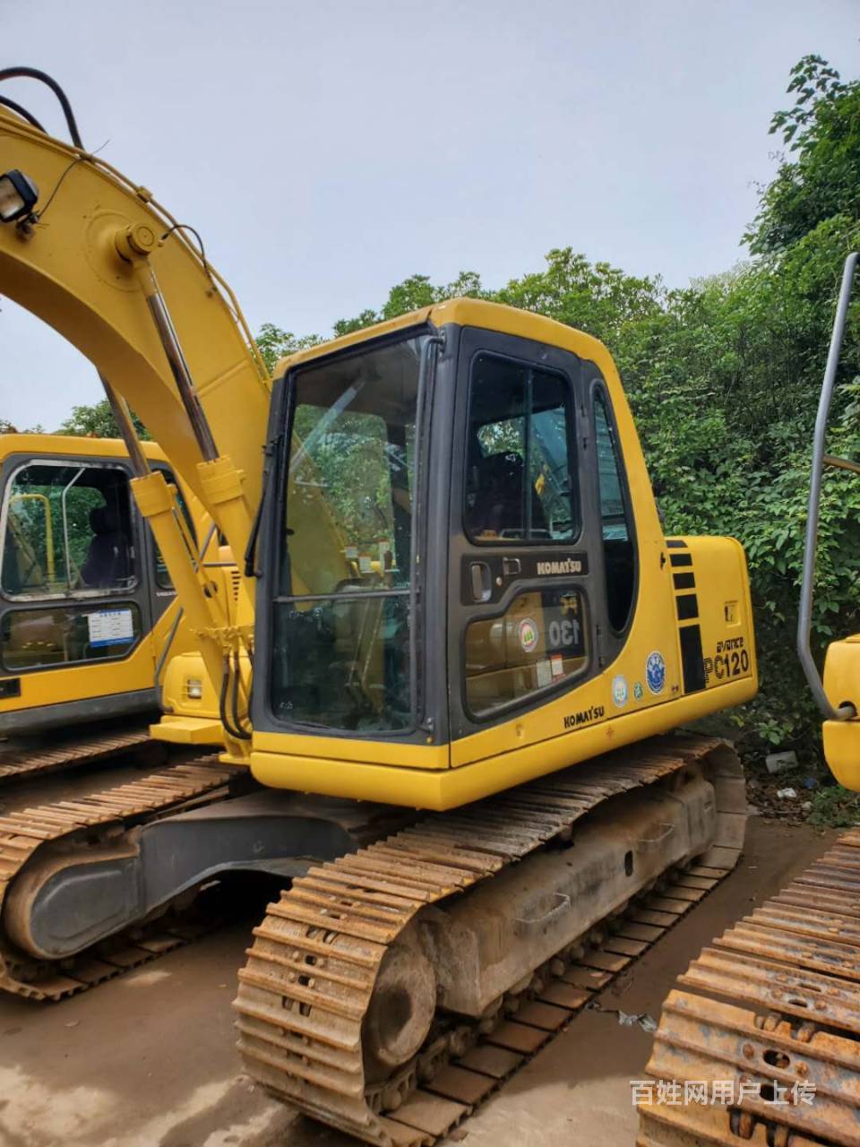 小松120-6挖掘机出售 车况没问题 保养到位