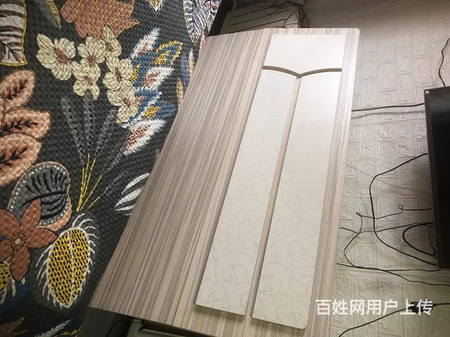 床头 - 图片 1