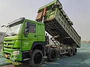 精品18年8月环保绿豪沃7.3米自卸车，价格便宜