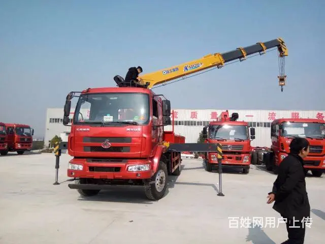 东风柳汽徐工8吨随车吊厂家13797888598 - 图片 3