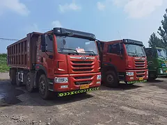 2台全手续解放捍卫，前四后六，车皮10吨便宜处理