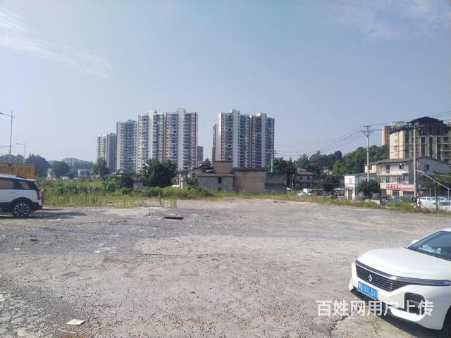 板桥小区斜对面大型洗车场地出租的图片