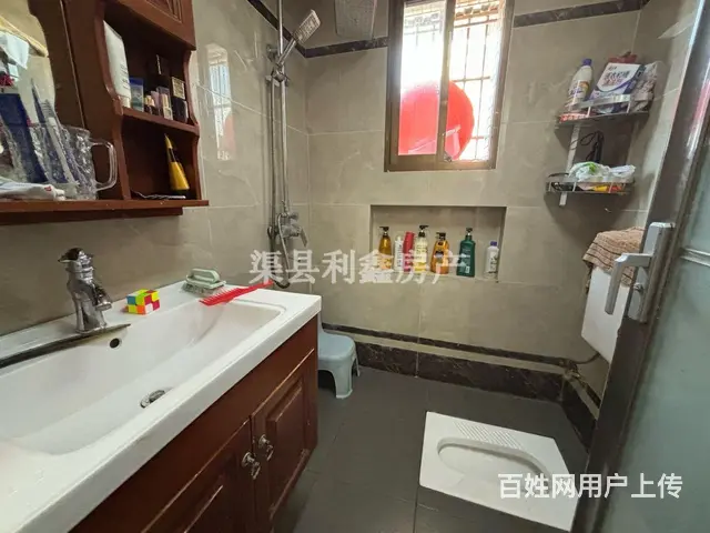 英伦城邦超好的地段，住家舒适 - 图片 6
