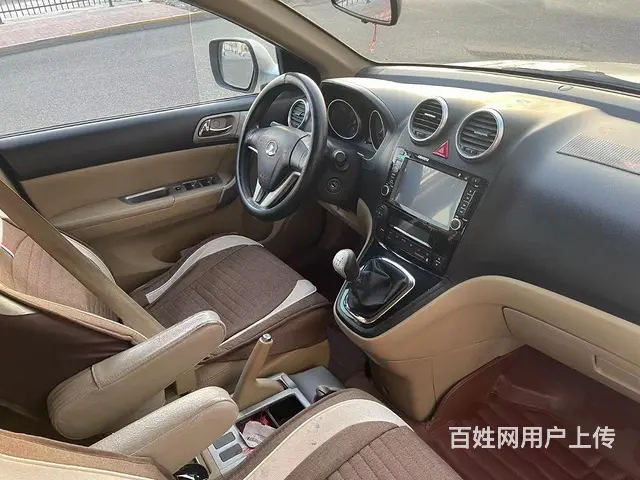 哈弗H6 2011款 2.0 手动 两驱都市版 - 图片 4