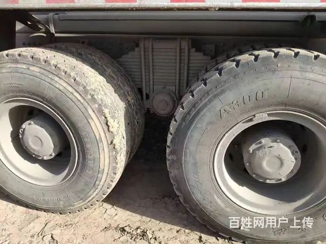 售18年二手德龙大20方搅拌车马力380前四后八 - 图片 4