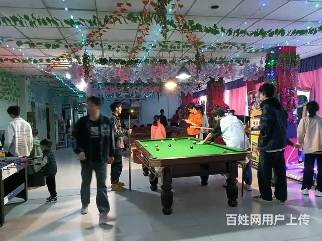 旺铺居）经营5年密室轰趴馆露天烧烤+主街餐饮店二处分开转让 - 图片 1