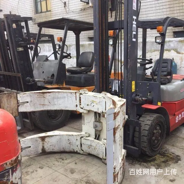 合力3吨废料抱夹叉车，二手废纸打包机夹包叉车款式多 - 图片 5