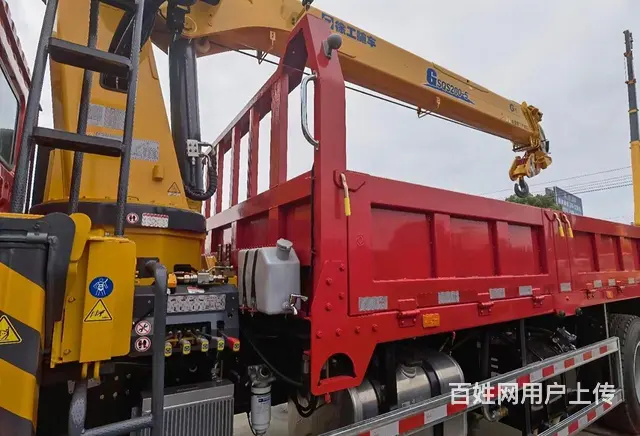 二手徐工8吨5节臂随车吊准新车24年特价处理带保险 - 图片 7