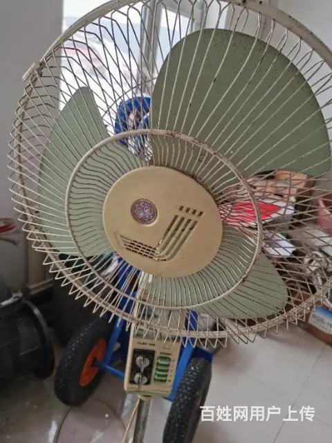 老式纯铁风扇 - 图片 1