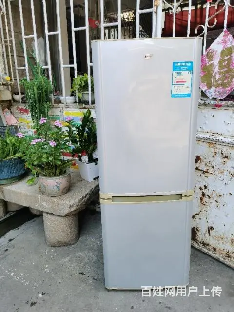 转让一台8成新左右的海尔牌一级节能两开门智能冰箱 - 图片 1
