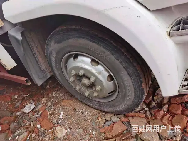 国五江淮单桥飞翼厢式车186马力7米8货厢 - 图片 3