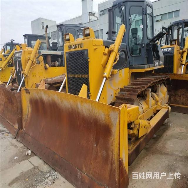辽源附近二手推土机 山推220推土机现场试机的图片