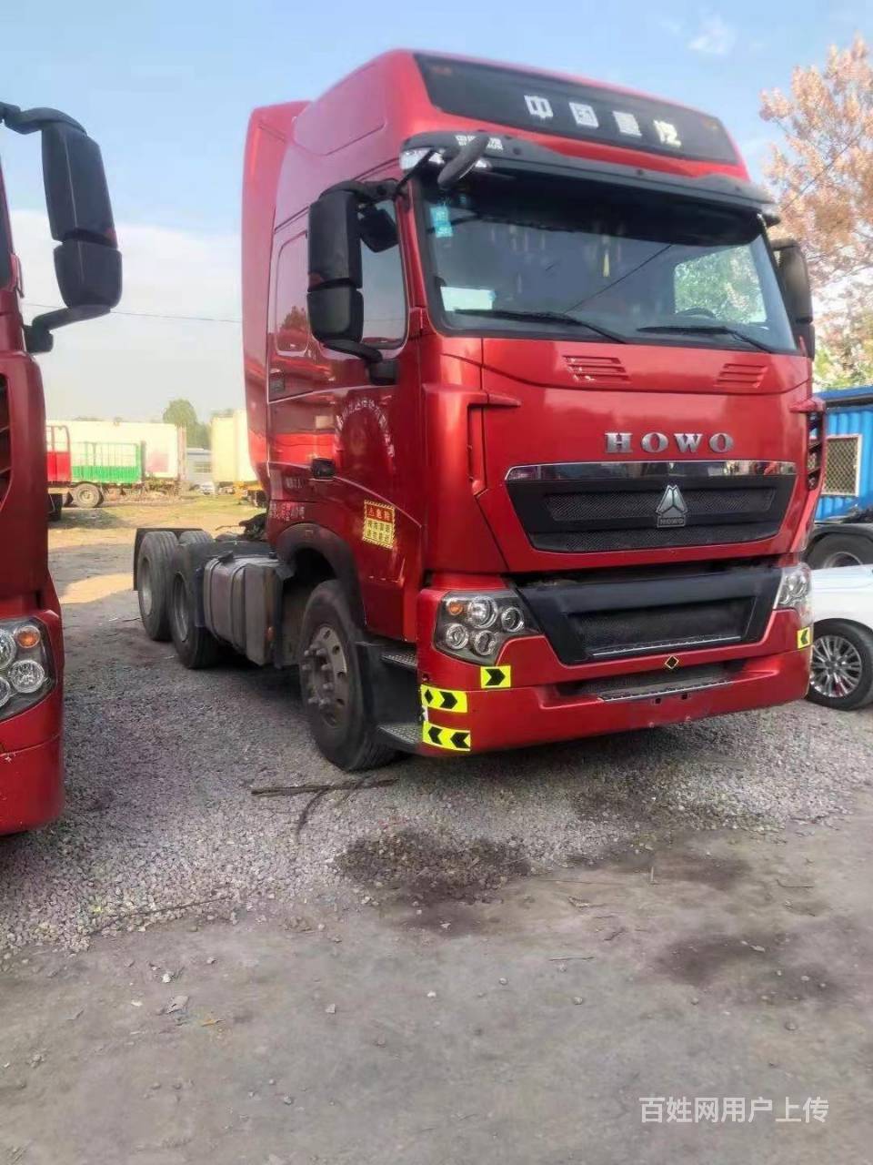 低价出售二手豪沃牵引车 440马力国五 双驱轻体