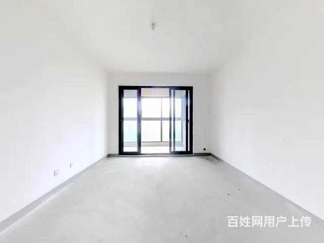 永旺旁次新小区 纯毛坯三房有钥匙 户型方正 视野开阔 - 图片 1
