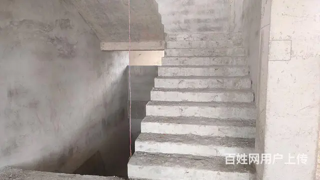 乐乐铺—长流镇主干道900平米二三楼交叉路口处旺铺招租 - 图片 4