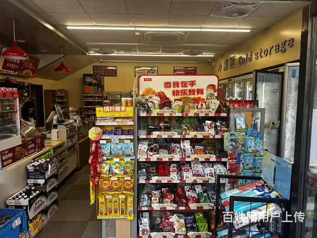 （51旺铺推荐）龙华区龙华路60平（美宜佳）便利店转让 - 图片 4
