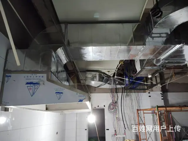 荔湾厨房排烟油烟设备不锈钢烟罩定制安装通风系统设计 - 图片 1