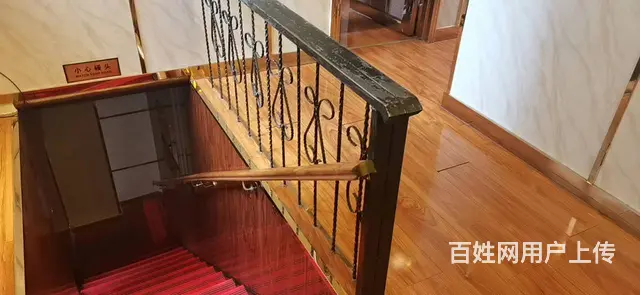 七P 8423 城东区昆仑中路和德令哈路交叉口,西宁 - 图片 4