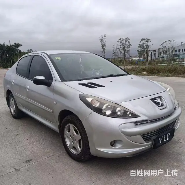 标致207 2011款 207-三厢 1.4 手动 驭乐版 - 图片 3