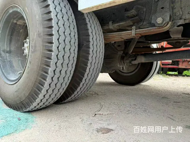 16年8月五十铃单排双轮4米2车厢 - 图片 6