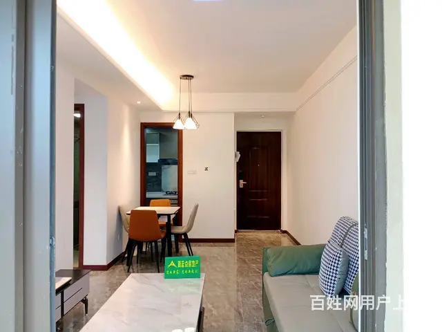 新到领地精装2室出租，全新家具家电（拎包入住） - 图片 2