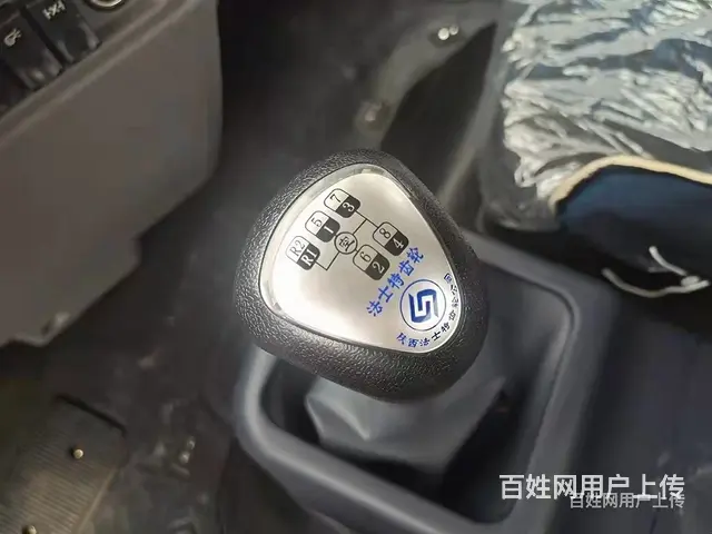 板长8米轴距1800+4500挖机平板车 拖板车 性价比高 - 图片 10