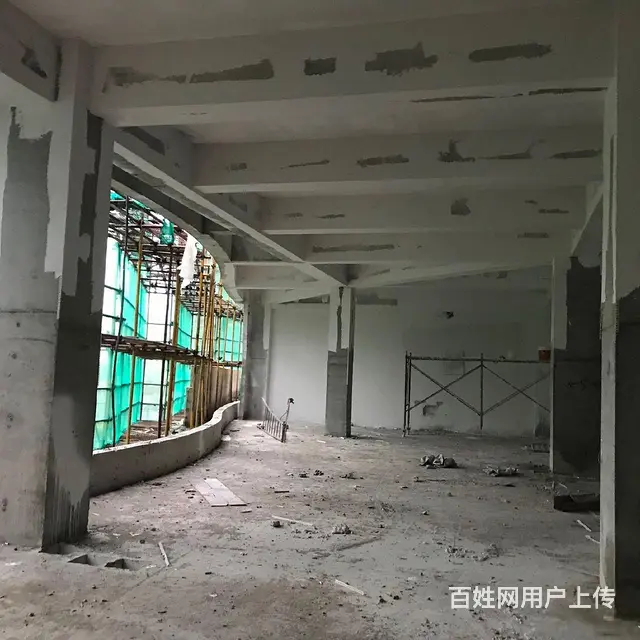 挑高六米，小区主门口五折出售 原价3.3万现价1.5万每平 - 图片 6