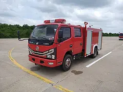 锐铃2吨水罐消防车（全柴）大量现车欢迎来电咨询