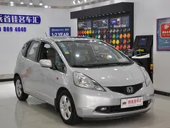 本田飞度两厢 2008款 1.5L 手动 两厢轿车