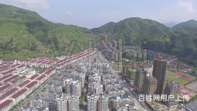 体育中心进口商品城旁官中小区 普通住宅 毛坯房边套 - 图片 1