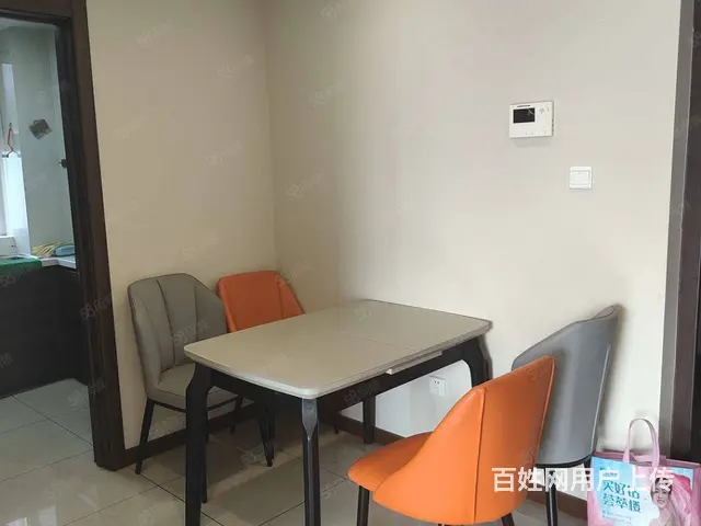1400元 2室 家电齐全 中央大街地铁口 - 图片 11