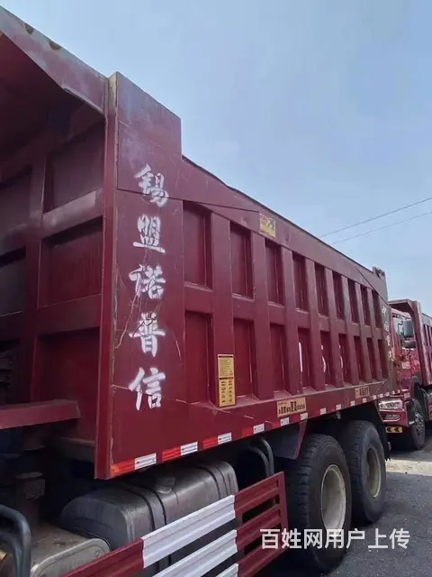车队整体出售80台豪沃后八轮，箱长5.8米 - 图片 4