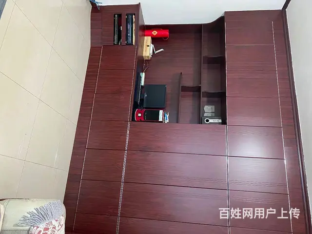 德政小区，六楼，中门，54.8平 - 图片 1