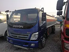 厂家直销订制各种品牌洒水车加油车