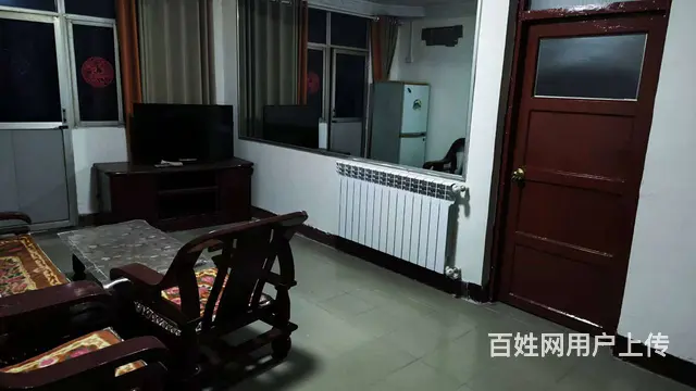 群英新村小区 普通住宅1厅 中等装修.招长期租户短期勿扰 - 图片 1