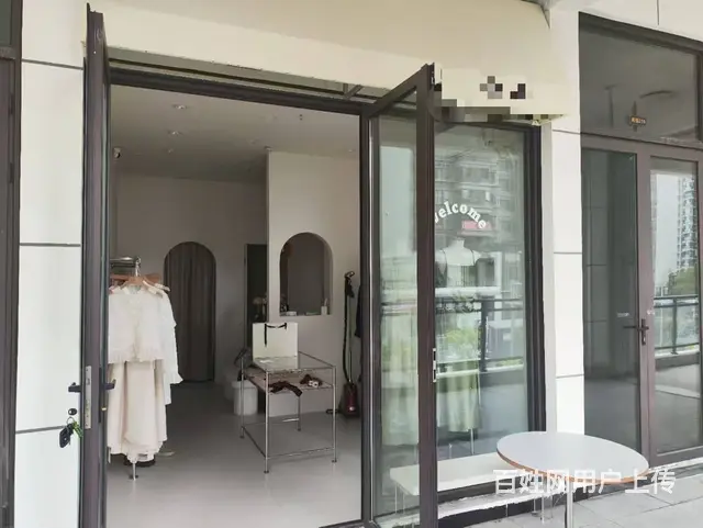 （51旺铺推荐）坡博商业街22平临街旺铺转让 - 图片 1
