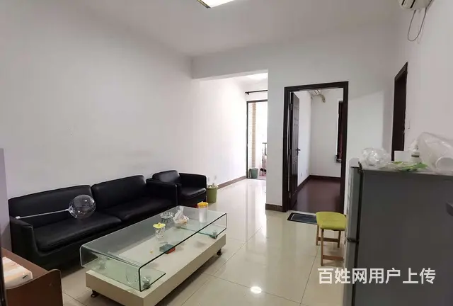 拱北关口双城国际电梯精装一房一厅出租，租价2700。近关口 - 图片 1