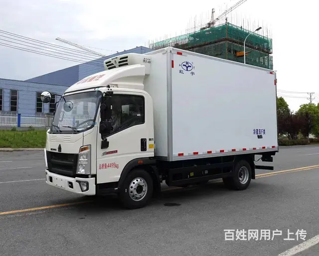 重汽豪沃小金牛4.2米冷藏车 C照可开全国送可分期 - 图片 3