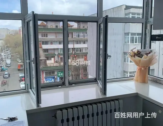 鹤岗市城建1号楼 普通住宅1厅 简单装修 - 图片 3