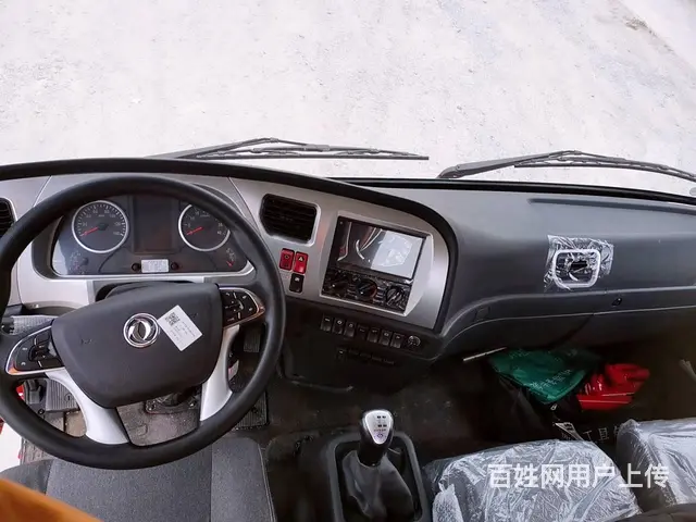东风畅行D3后八轮随车吊低价出售数量有限 - 图片 7